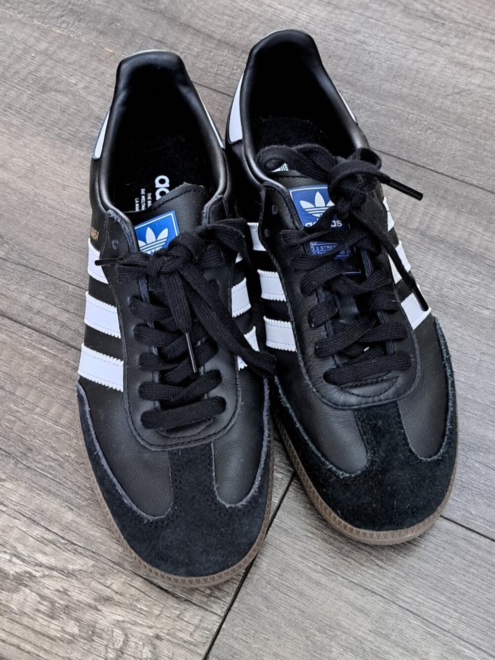 Adidas Sambas OG barely worn womens size 8.5